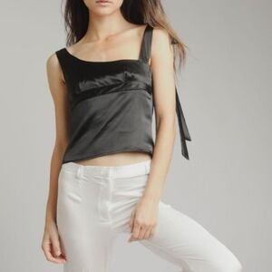 Enduring Kairos Paulette Silky Black blouse